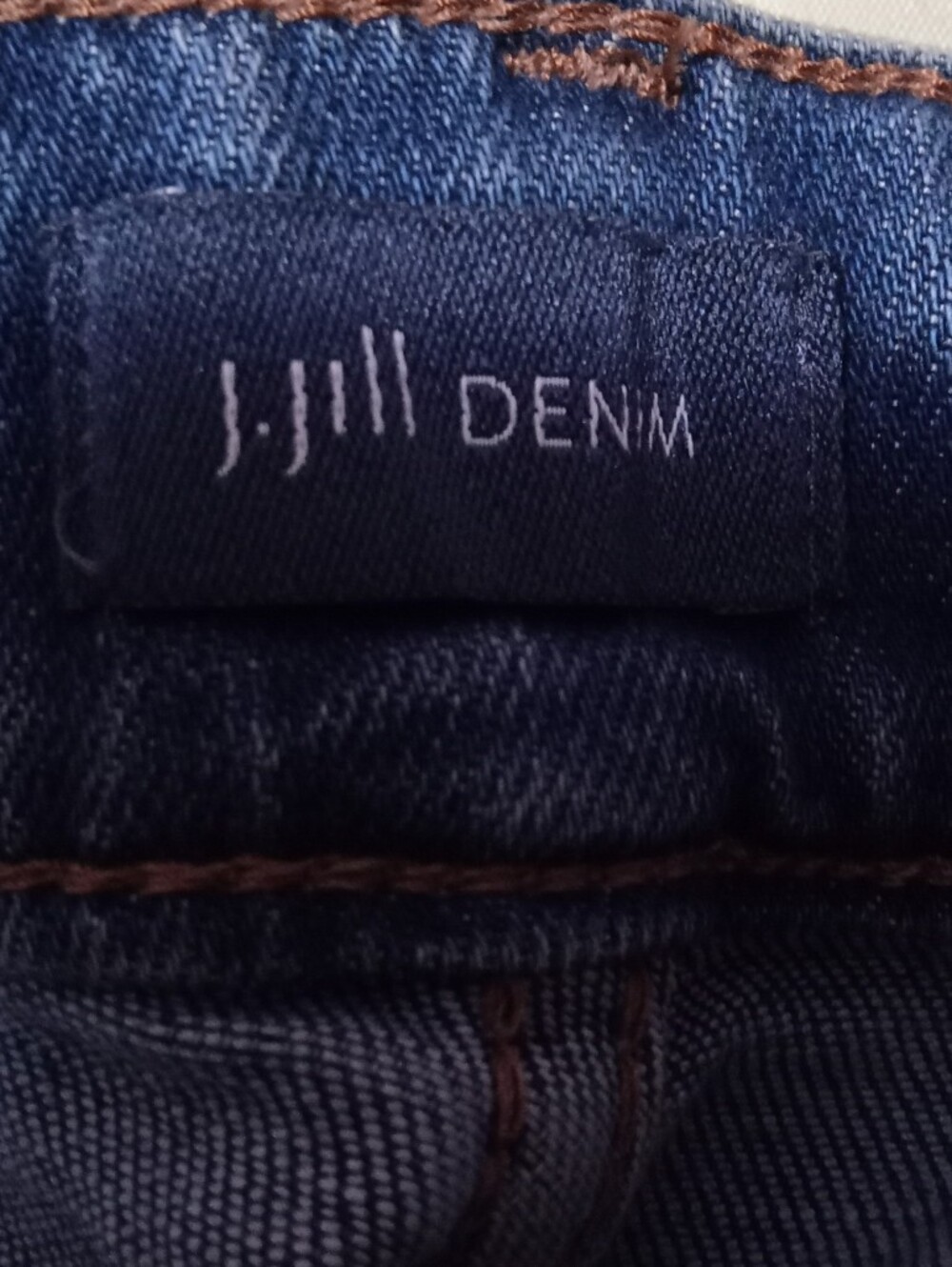 J. Jill Denim Jeans in Dark Blue Cropped - Picture 3 of 7
